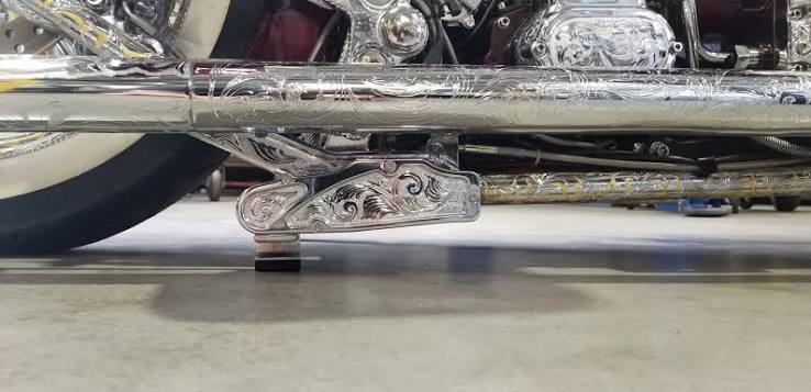 Gen 2 Electric Center Stand for Softails, 1986-2017, Stock Swingarm